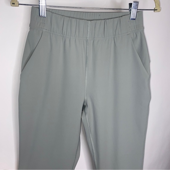 Aritzia The Group by Babaton Weekender Pant - Picture 3 of 10